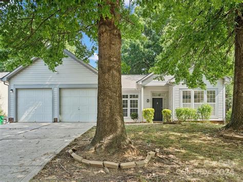 5515 Haybridge Rd, Charlotte, NC 28269 | Homes.com