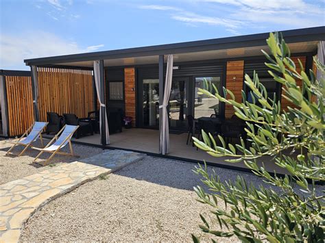 Sunshine – Mobile Homes Tina