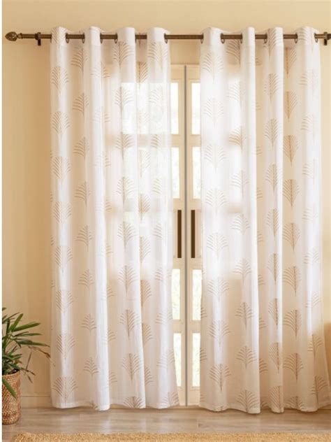 Curtains – LEWAITS AI SOUTIONS