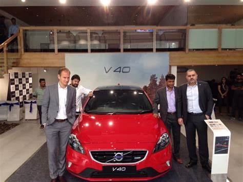 Volvo V40 Launched in India - Photos,Images,Gallery - 18184