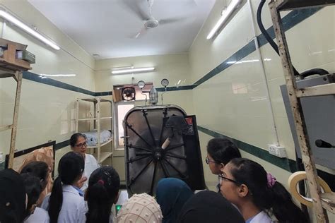 KEM-hospital-visit Photo Gallery | NSS COLLEGE OF PHARMACY