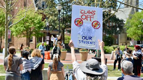 VCU students protest visa revocations, call on university to do better