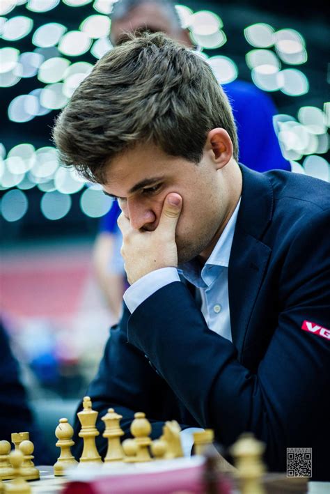 [100+] Magnus Carlsen Wallpapers | Wallpapers.com