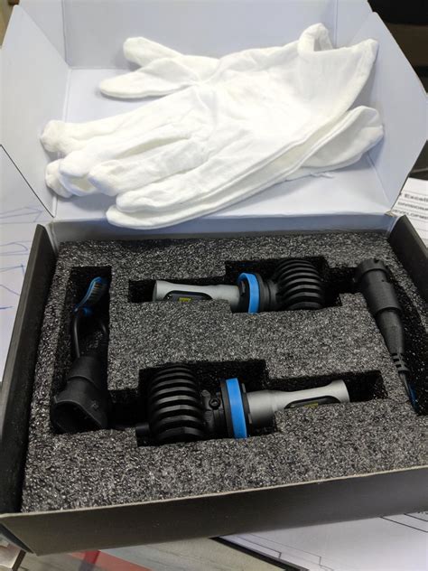 NIGHTEYE S1 H4 LED Headlight Bulbs Conversion Kit with High Beam ...