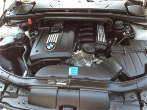 How to Clean Engine Compartment 的图像结果