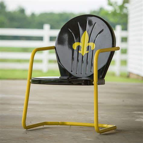 50+ Vintage Metal Lawn Chairs You'll Love in 2020 - Visual Hunt