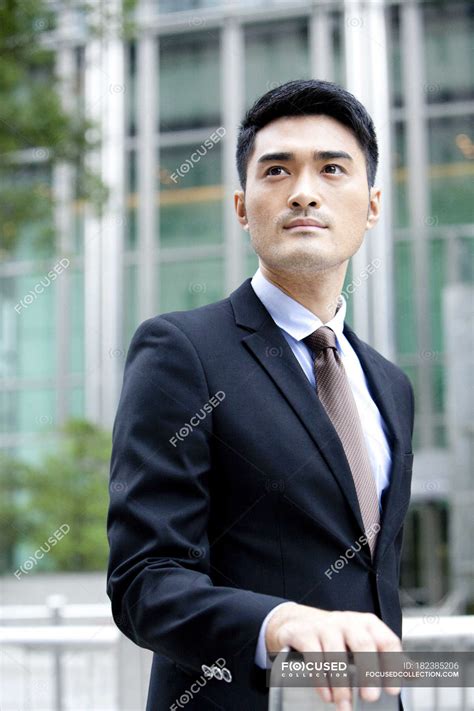 Chinese Business Men 的图像结果