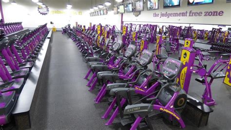 Gainesville (13th St), FL | Planet Fitness