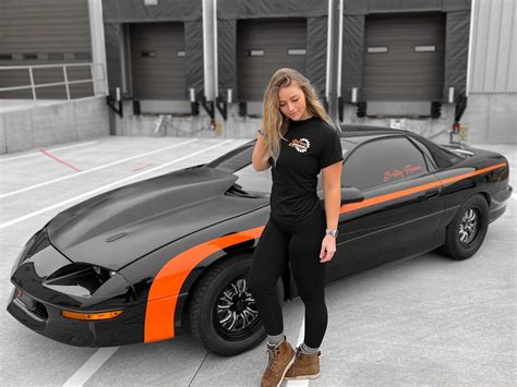 Britney friesen | T MINUS 6 DAYS 👀🧡 @holleyperformance @motulusa @menscermotorsports ...