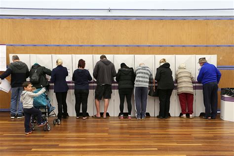 Voting around the World 的图像结果