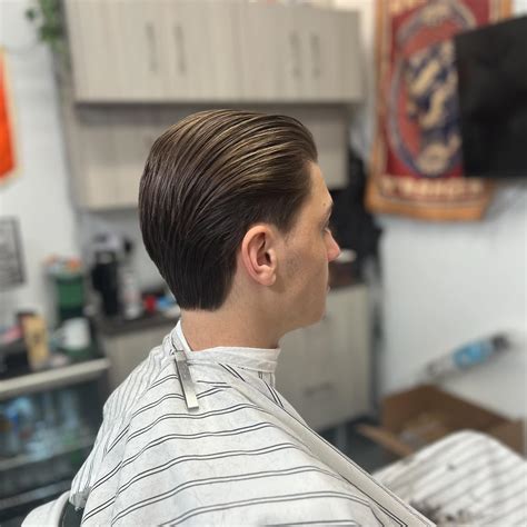 Lucky Hand Barbershop (@luckyhandbarbershop) • Instagram photos and videos