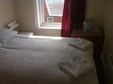 CHILTON HOTEL (Blackpool) - Inn Reviews, Photos, Rate Comparison ...