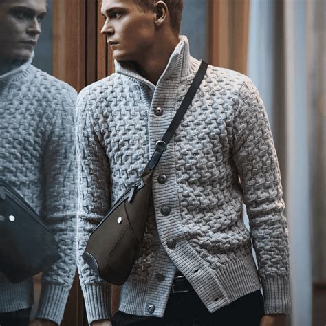 How To Wear Cross Body Bag Men S at Susie Branch blog