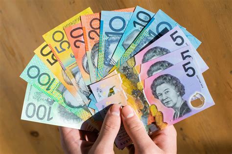 19 Most Beautiful World Currencies [2025 Update] | Remitly