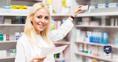What is a Pharmacy Assistant? A Comprehensive Guide