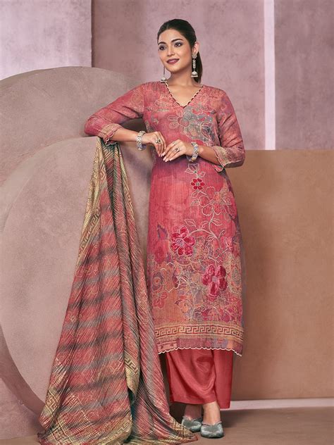 Buy Sila Red Kurta Set with Dupatta | Shop Saundh