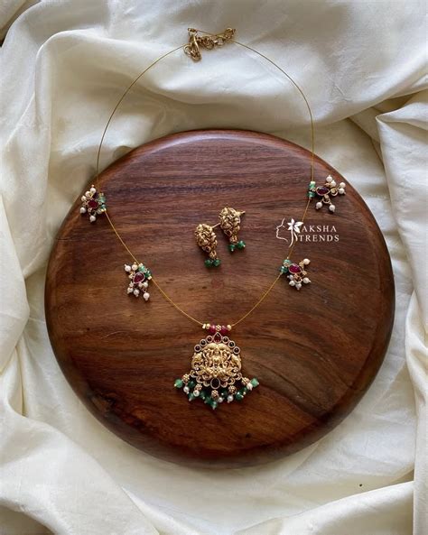 Online Jewellery & Boutique – Aksha Trends