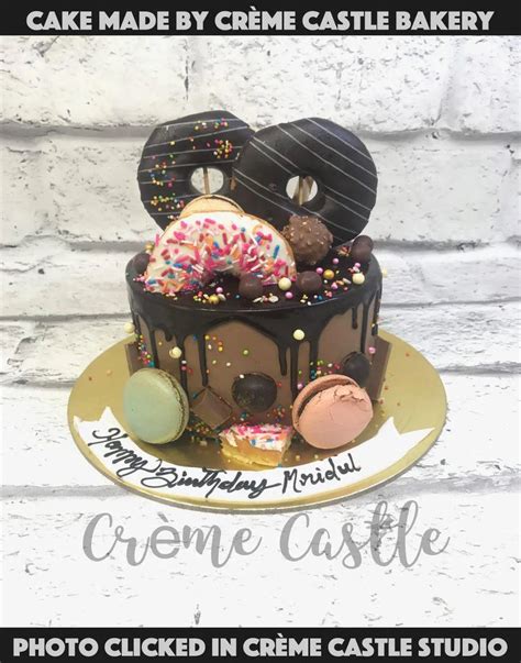 Donut Macaron Cake – Creme Castle