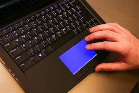 Alienware 13 Non OLED 的图像结果