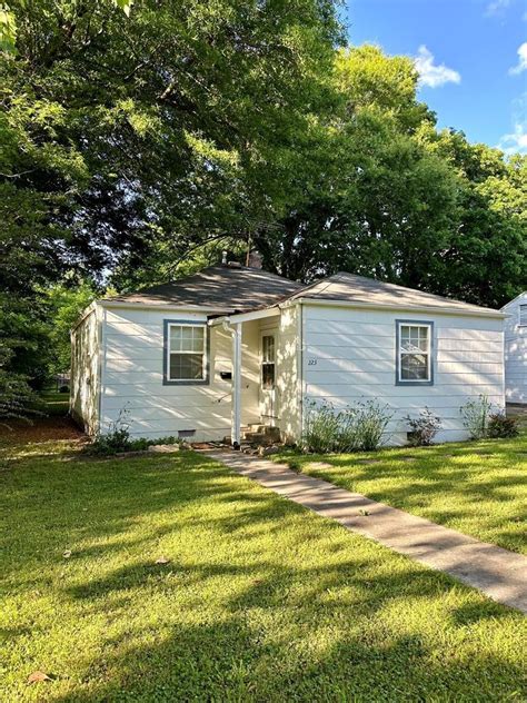 223 S Worthington Dr, West Memphis, AR 72301 | Homes.com