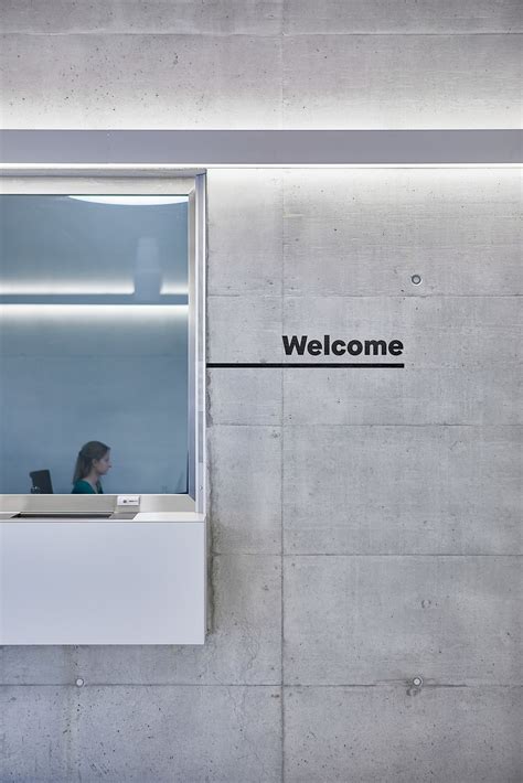 Computer Data Processing Area Signage Signs 的图像结果