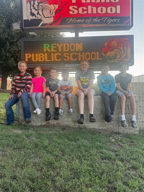 Home - Reydon Public Schools