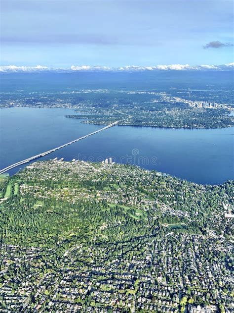 Seattle Aerial View 的图像结果
