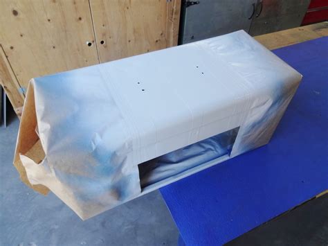 Rusty Tool Box Repair 的图像结果