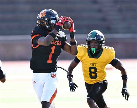 Photos of Cincinnati Taft High School football beating Withrow, 2025