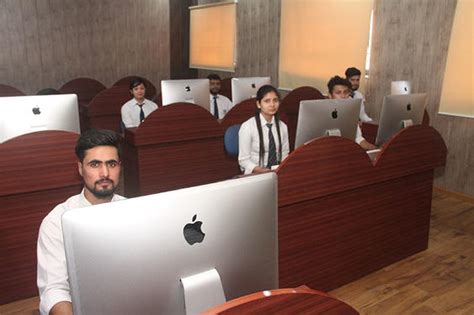 11BEST BED COLLEGE IN DEHERADUN UTTRAKHAND RIT ROORKEE In Banni Mantapa ...