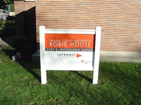 Graphics Building Signage 的图像结果