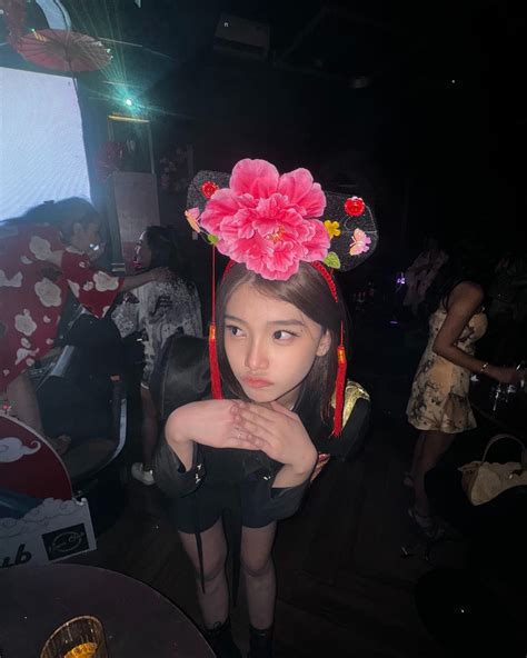 🦋 | tokio wears bando meimeiii 🦋👧🏻🐣💖 • • • *ps liat bando nya lgsg muncul muka meimeii d otak ...