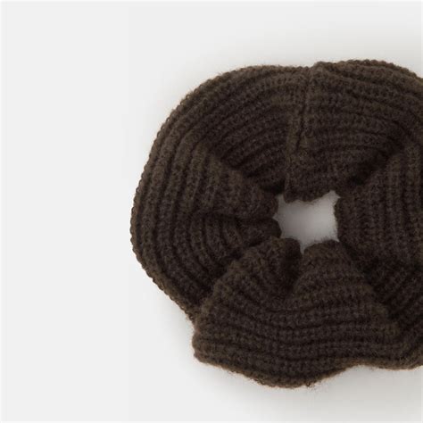 Chunky Knit Hair Scrunchie - Accessorize India