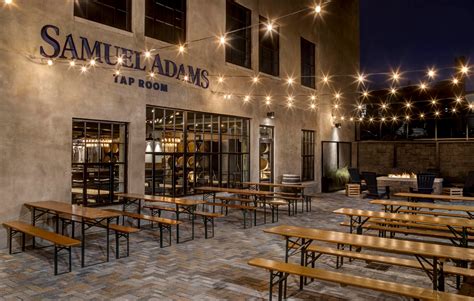 Samuel Adams Cincinnati Taproom by Bergmeyer - Architizer