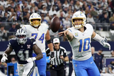 Texans vs. Chargers prediction: NFL Saturday picks, best bets, player props