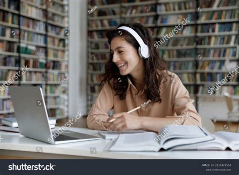 Busy Students 的图像结果