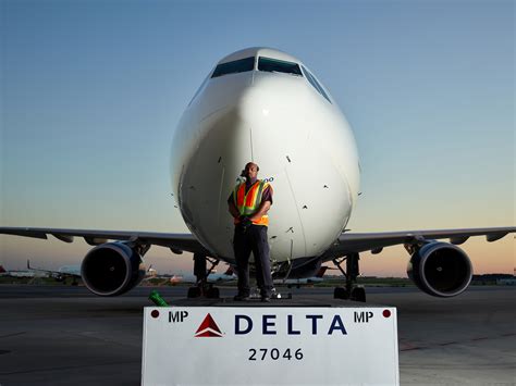 delta-day-2017-ramp-agent-ala.jpg | Delta News Hub