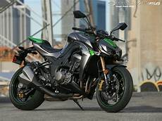 Kawasaki Z1000 Photo by 2014 Kawasaki Z1000 Abs Ride Photos Motorcycle Usa Kawasaki Z1000 Photo