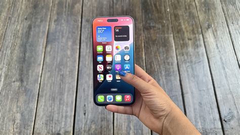 iPhone 16 Pro and iPhone 16 Pro Max review: Battery life so epic, you ...