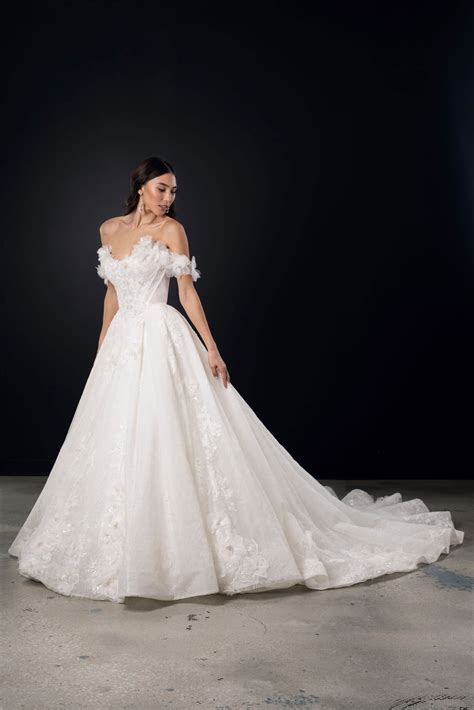 Martina Liana | The Bridal Collection Colorado’s Top Bridal Salon