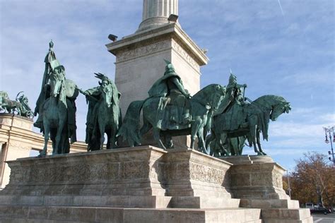 Best Historical Sights of Budapest Tour 2024 - Viator