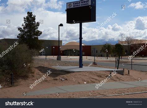 7 imágenes de Eagle ridge middle school - Imágenes, fotos y vectores de ...