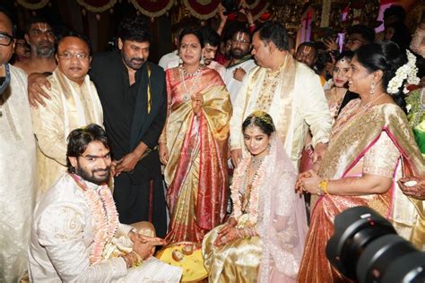 Kartikeya marries Lohitha in Hyderabad. Megastar Chiranjeevi blesses ...