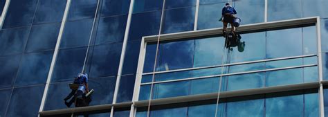 Glass Cleaning services Delhi |Professional Facade cleaning services