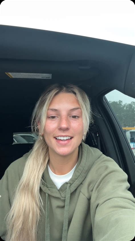 ambie (@urfavoritelittlesecret) • Instagram photos and videos