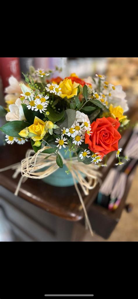 Summer Flower Workshop with The Flower Den, The Carpenters Arms: Coed-y ...