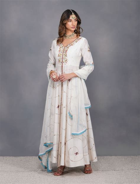 Buy - Devyani Mehrotra ivory baroque jardin front open anarkali set ...