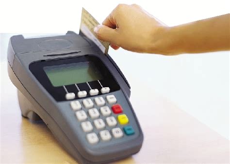 网传POS机刷卡机费用将降 银行表示没收到相关通知_财经_中国网