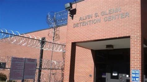 Alvin S. Glenn Detention Center investigates inmate's non-fatal overdose