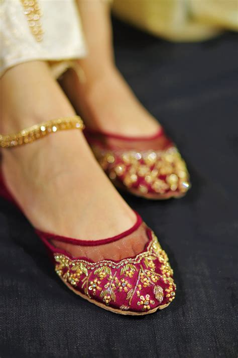 Aftaab Local Train Picture 的图像结果